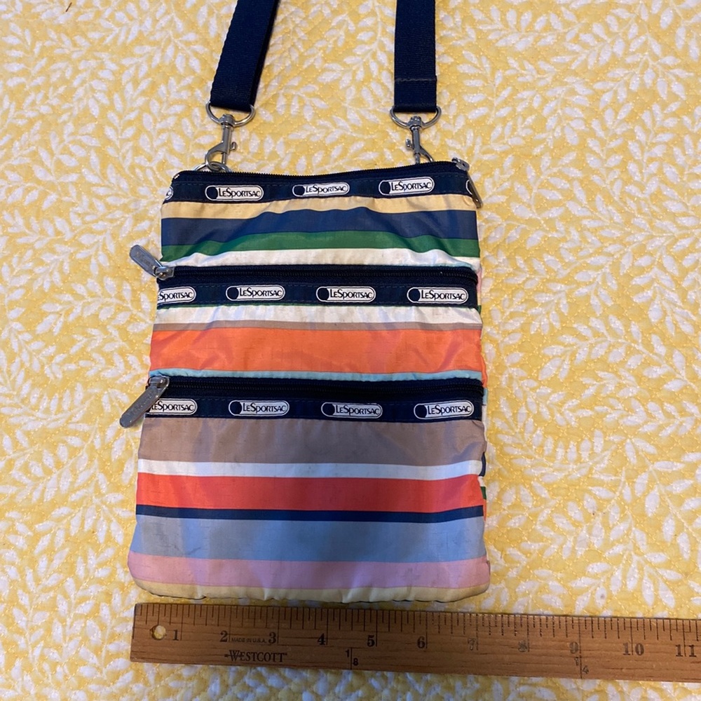 LeSportsac Vintage Crossbody Pocketbook